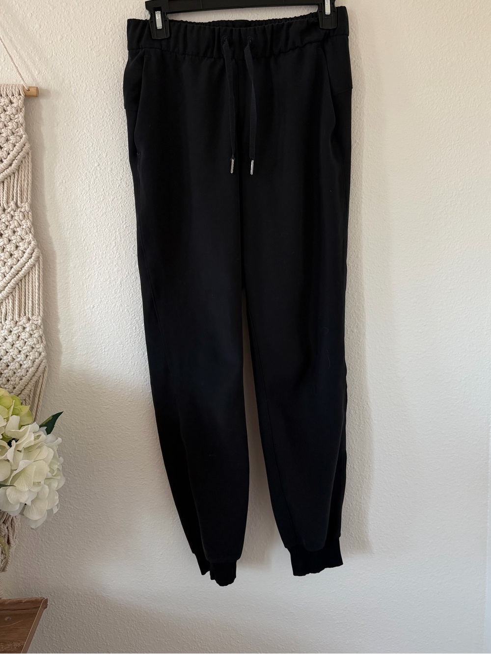 Lululemon On The Fly Jogger Black